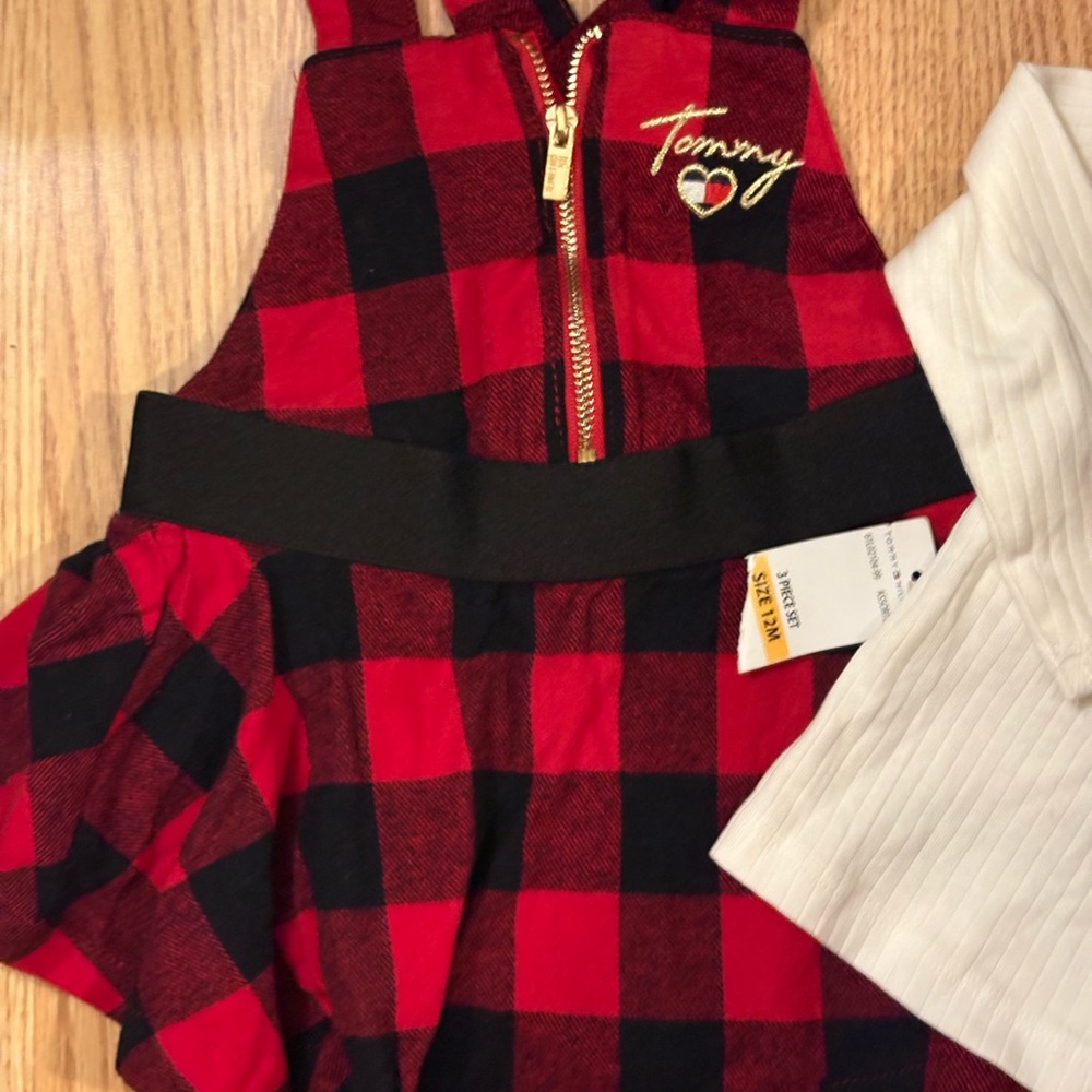 NWT Tommy Hilfiger Red & Black Flannel Dress W/White Long Sleeve Top SZ 12 Month - Picture 4 of 10